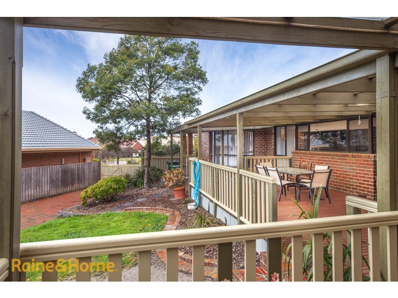 7 Dawn Court, Sunbury VIC 3429