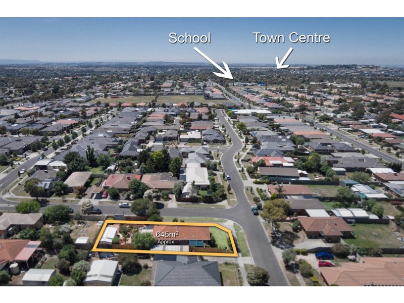 6 Marjorie Avenue, Sunbury VIC 3429