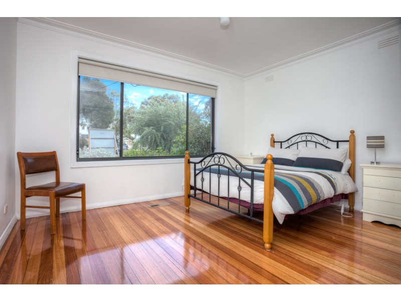 60 Riddell Road, Sunbury VIC 3429