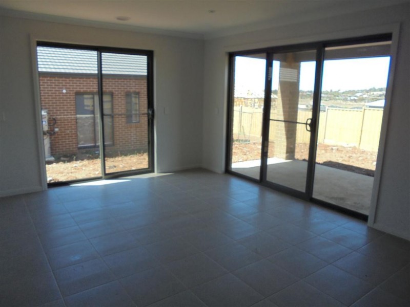 2 JERSEY DRIVE, Sunbury VIC 3429