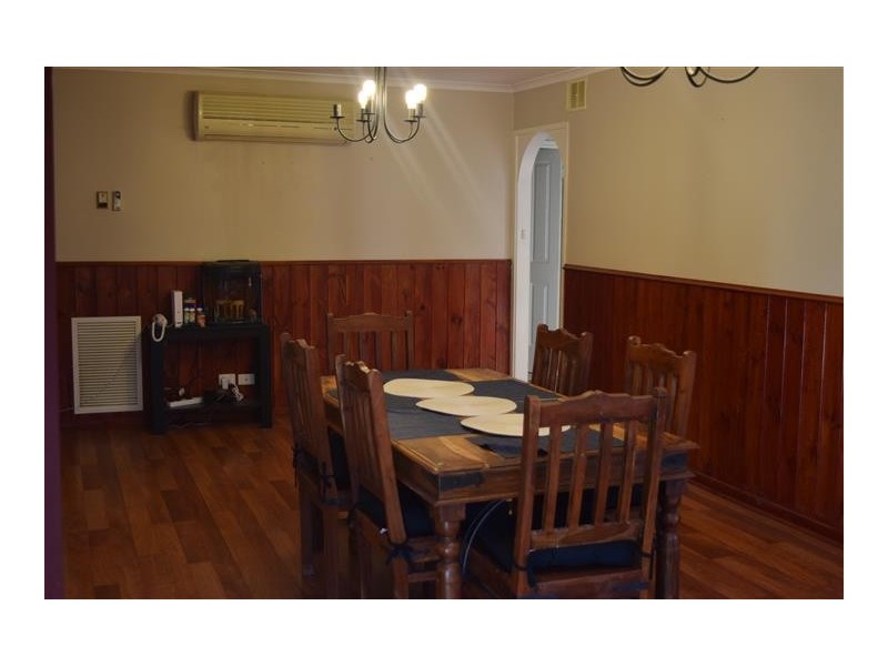 4 Medinah Close, Sunbury VIC 3429