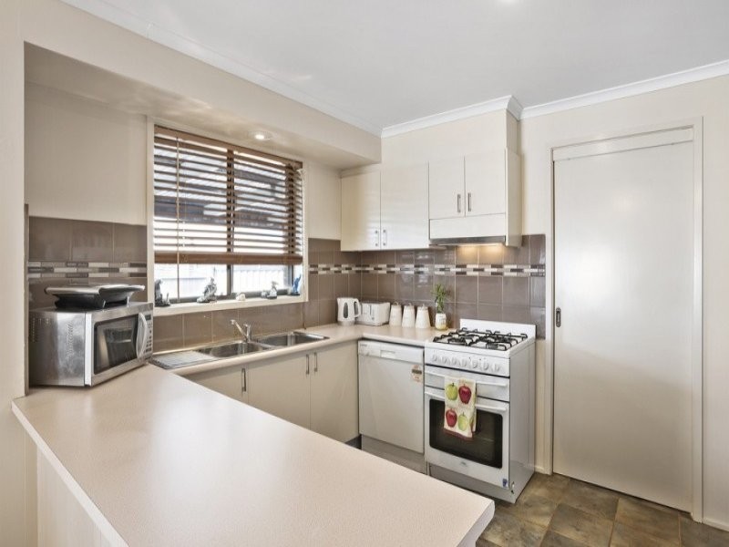 23 Marjorie Avenue, Sunbury VIC 3429