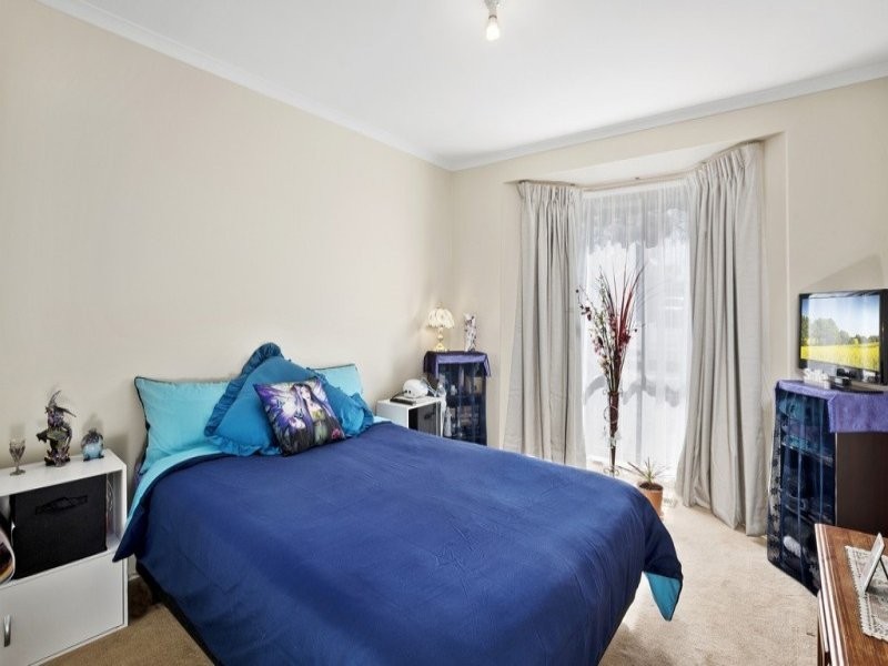 23 Marjorie Avenue, Sunbury VIC 3429