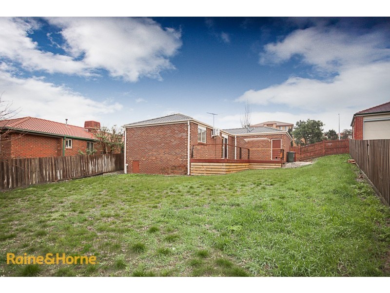 79 Fullbrook Drive, Sunbury VIC 3429