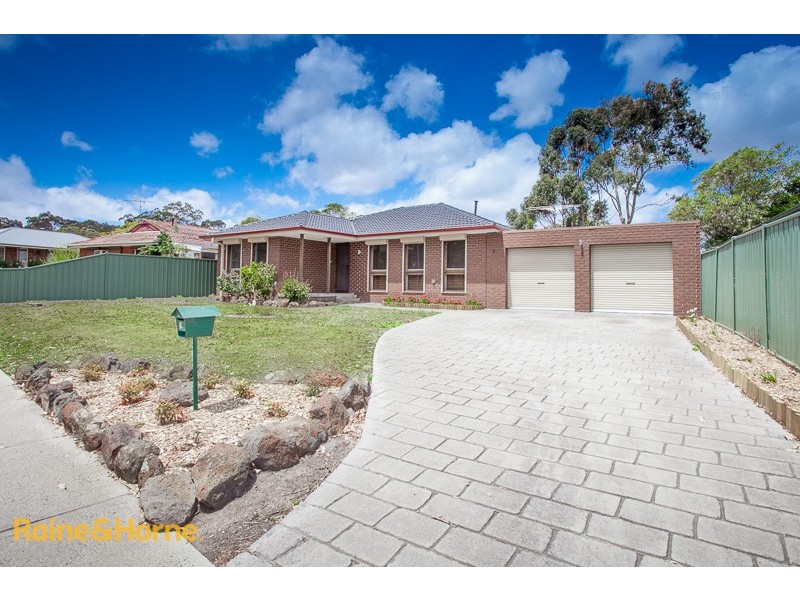 6 Isaacs Close, Sunbury VIC 3429