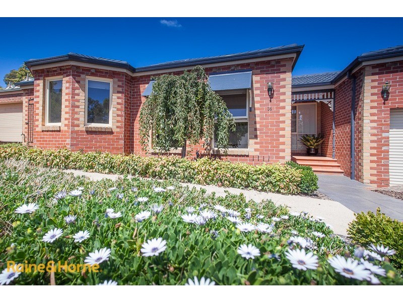 36 De Lisle Avenue, Sunbury VIC 3429