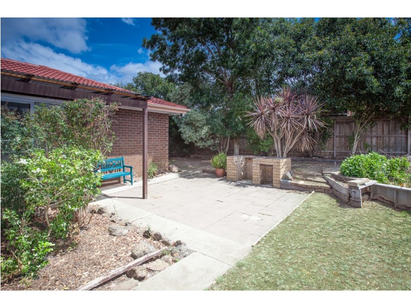 7 Gill Place, Sunbury VIC 3429
