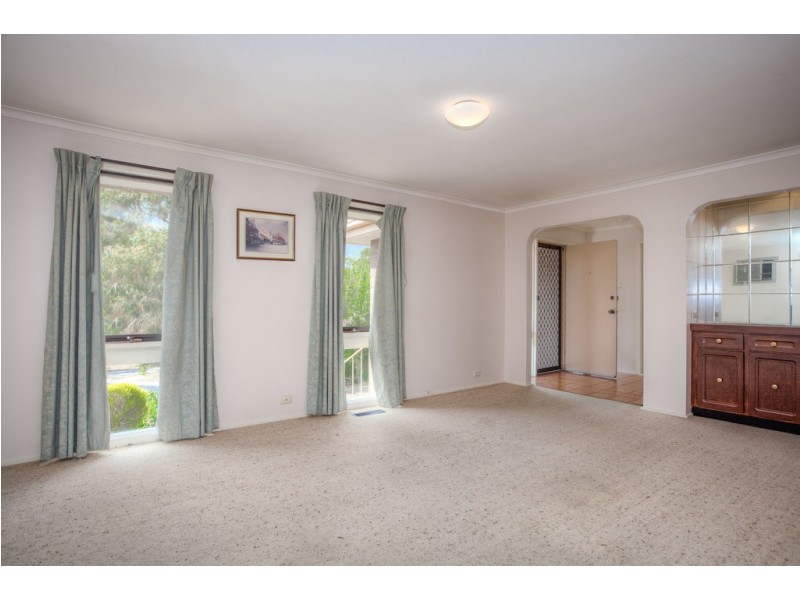 7 Gill Place, Sunbury VIC 3429