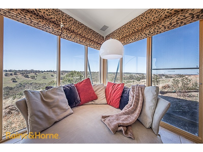 105 Loemans Road, Bulla VIC 3428