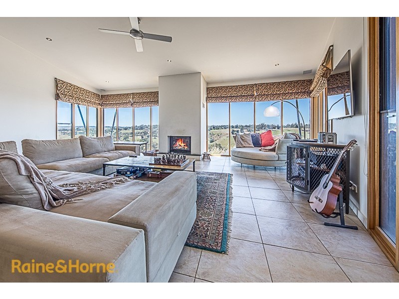 105 Loemans Road, Bulla VIC 3428