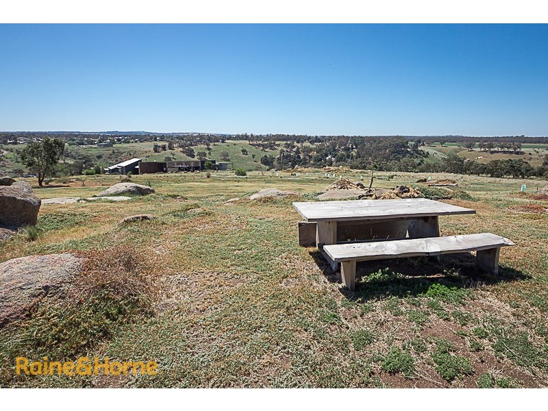 105 Loemans Road, Bulla VIC 3428