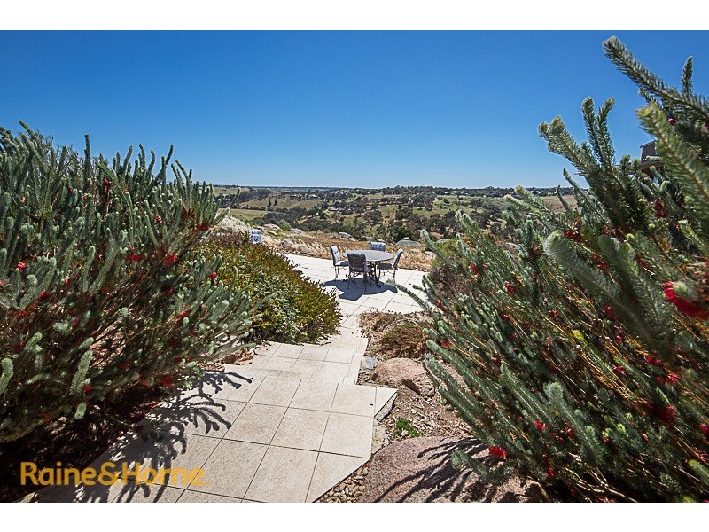 105 Loemans Road, Bulla VIC 3428