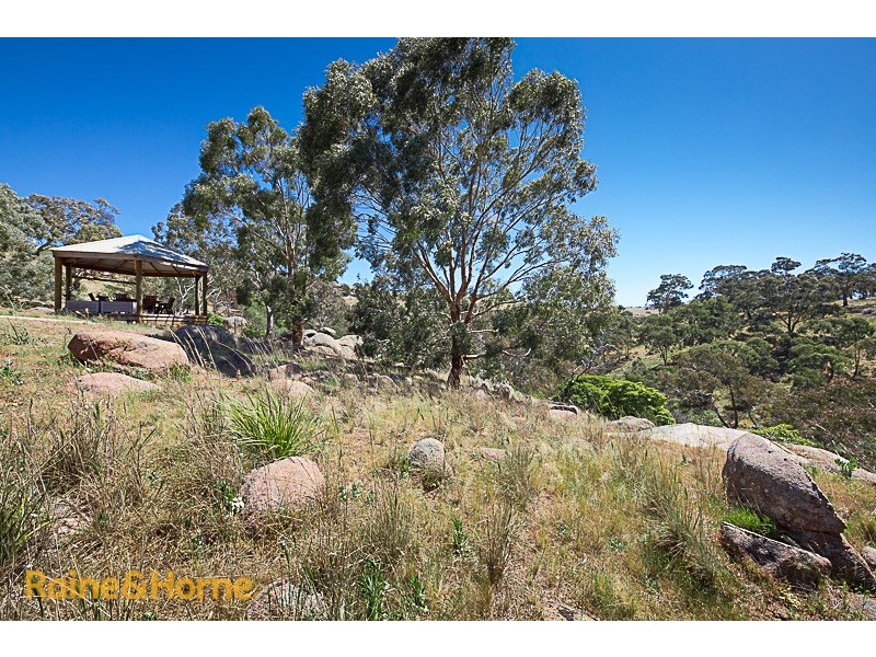 105 Loemans Road, Bulla VIC 3428