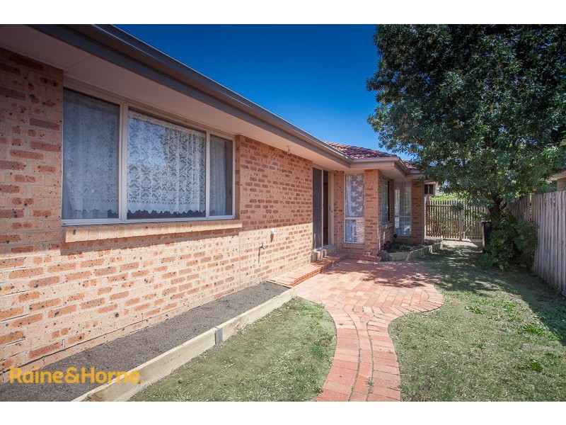 12 Lambert Avenue, Sunbury VIC 3429