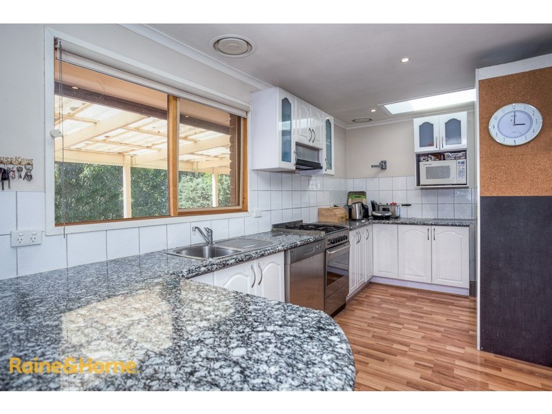 1 Turnberry Drive, Sunbury VIC 3429