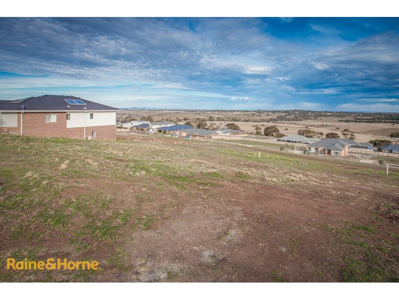 134 Belleview Drive, Sunbury VIC 3429