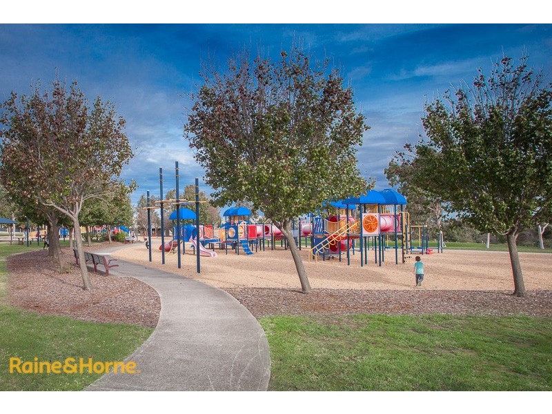 134 Belleview Drive, Sunbury VIC 3429