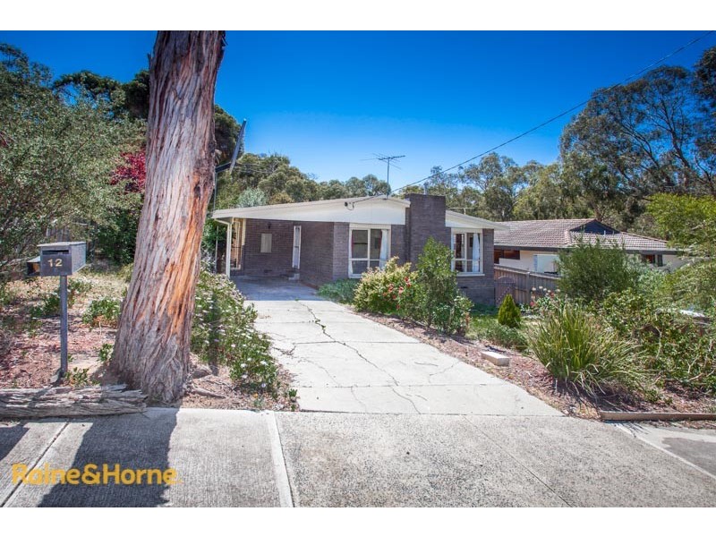 12 Fadden Grove, Sunbury VIC 3429