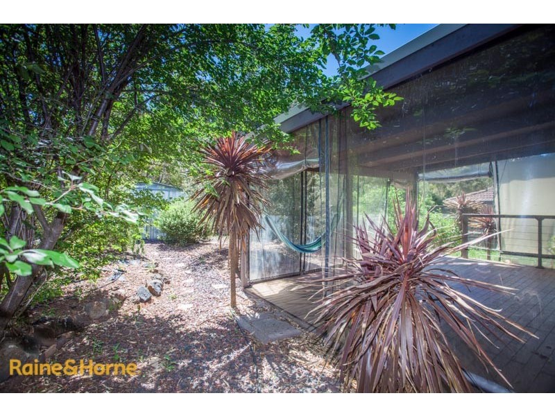 12 Fadden Grove, Sunbury VIC 3429