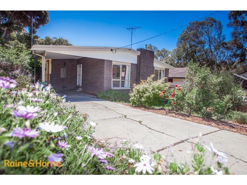 12 Fadden Grove, Sunbury VIC 3429