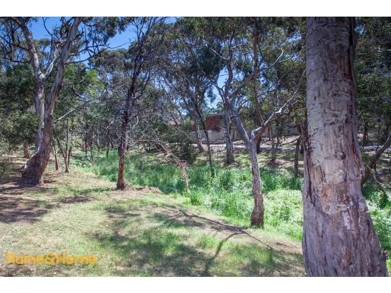 12 Fadden Grove, Sunbury VIC 3429