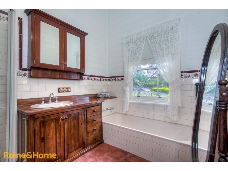 82 Station Street, Sunbury VIC 3429