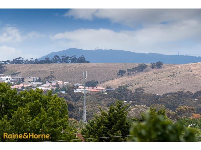 82 Station Street, Sunbury VIC 3429