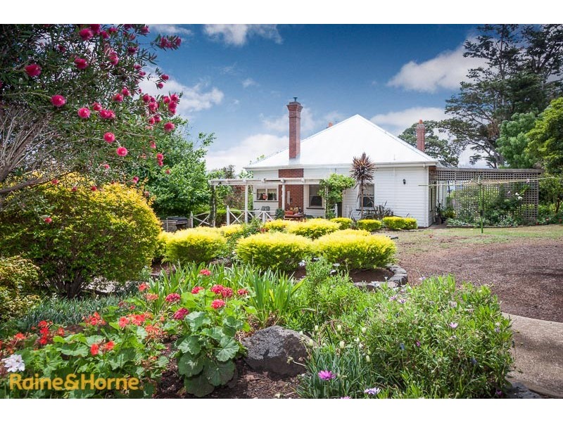 82 Station Street, Sunbury VIC 3429