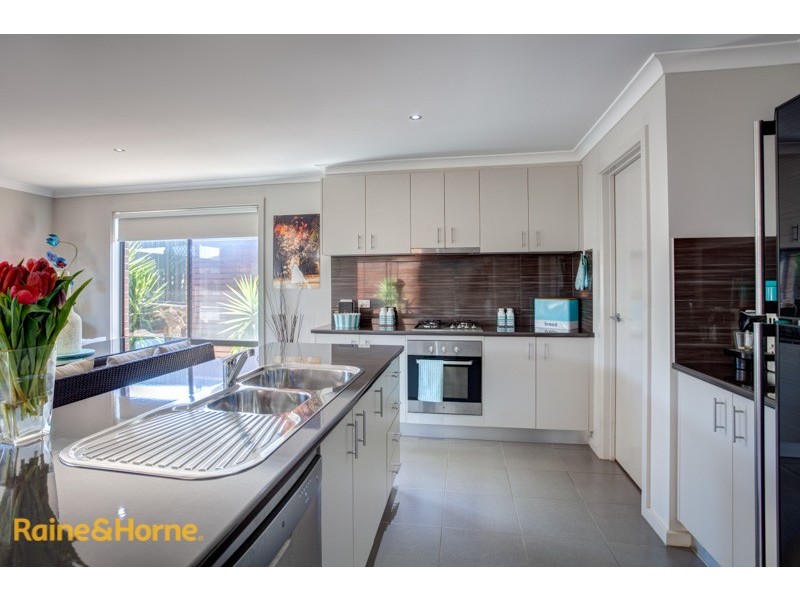 6/15 Marl Close, Sunbury VIC 3429