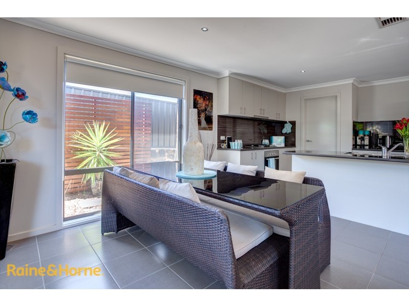 6/15 Marl Close, Sunbury VIC 3429