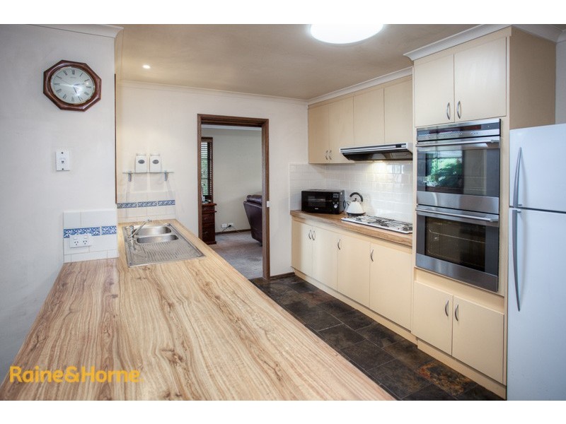 8 Gibson Court, Sunbury VIC 3429