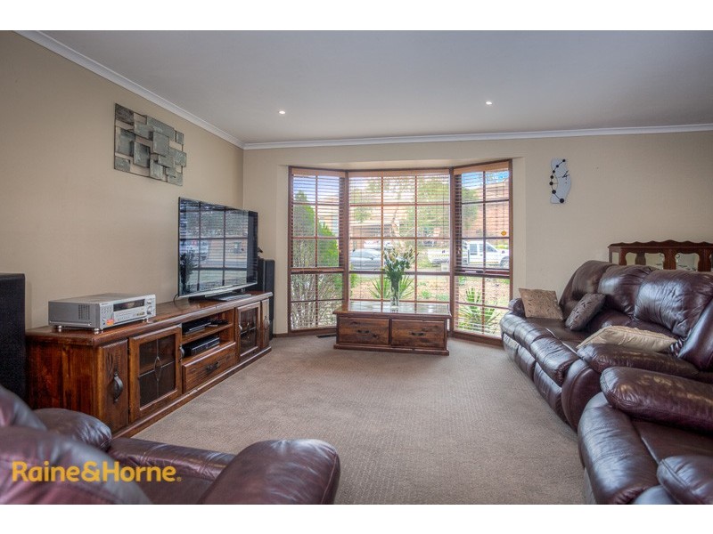 8 Gibson Court, Sunbury VIC 3429