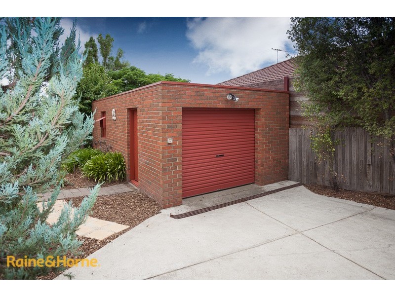 8 Gibson Court, Sunbury VIC 3429