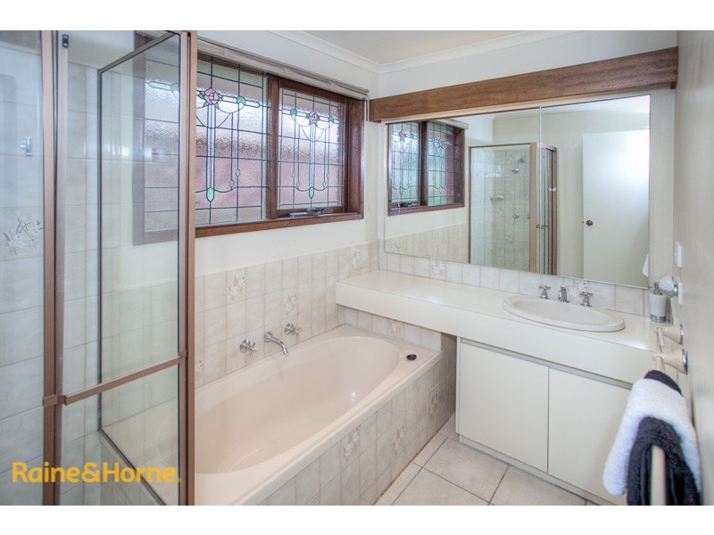 8 Gibson Court, Sunbury VIC 3429