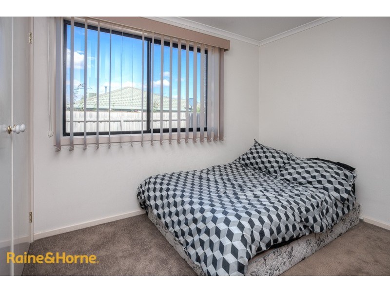 74 Cover Drive, Sunbury VIC 3429