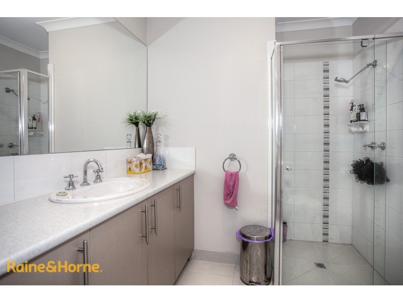 1/13 Pads Way, Sunbury VIC 3429