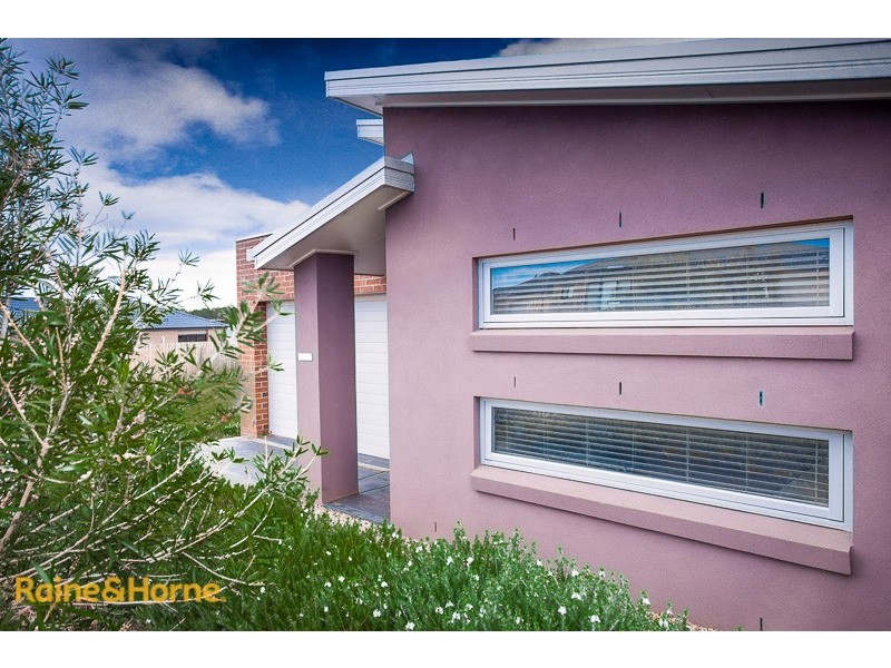 1/13 Pads Way, Sunbury VIC 3429