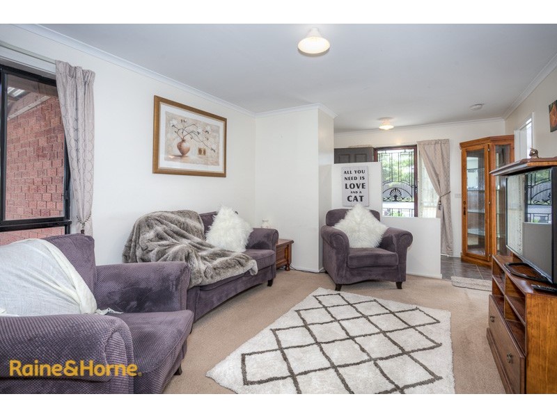 52 Burge Drive, Sunbury VIC 3429