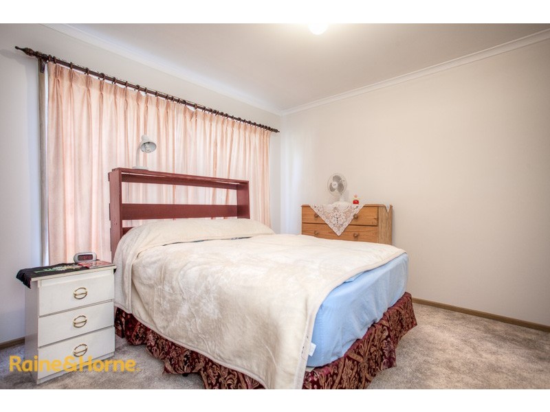23 La Perouse Close, Sunbury VIC 3429