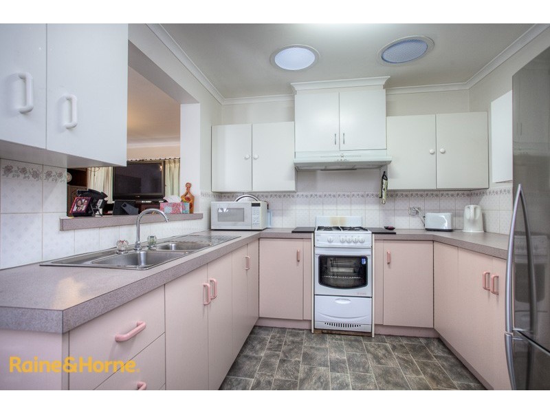 23 La Perouse Close, Sunbury VIC 3429