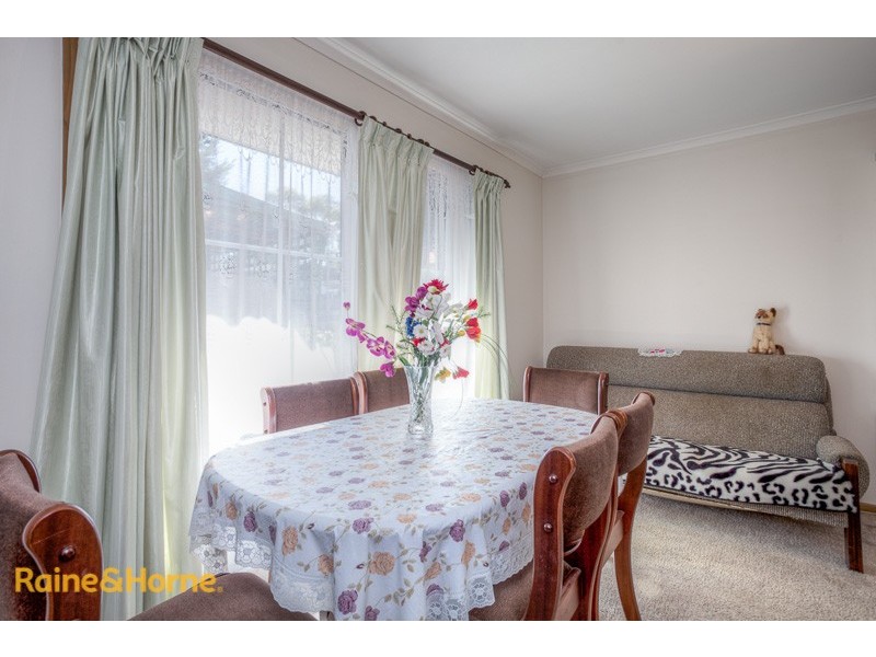 23 La Perouse Close, Sunbury VIC 3429