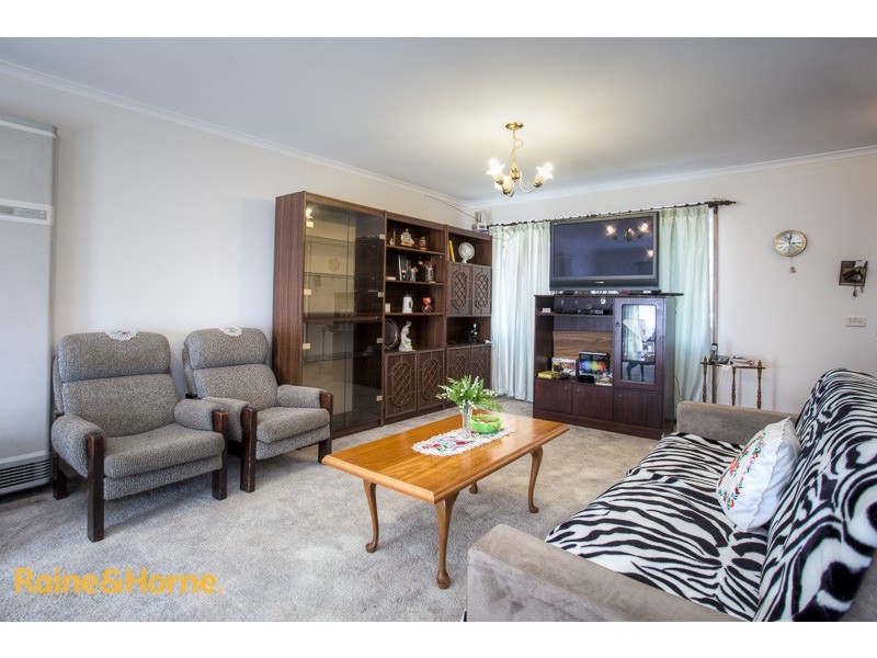 23 La Perouse Close, Sunbury VIC 3429