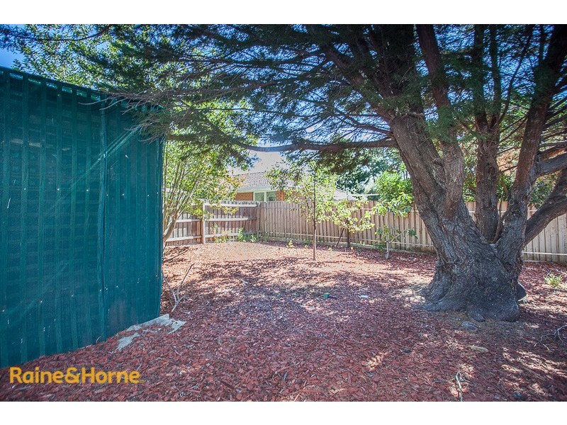 23 La Perouse Close, Sunbury VIC 3429