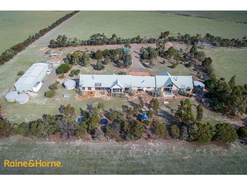 892 Heaths Lane, Clarkefield VIC 3430