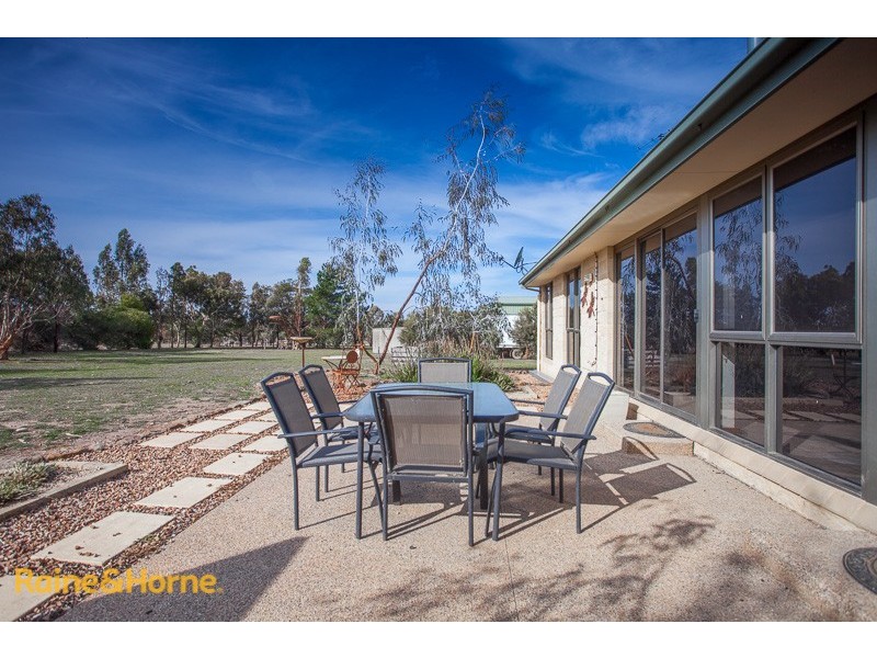 892 Heaths Lane, Clarkefield VIC 3430
