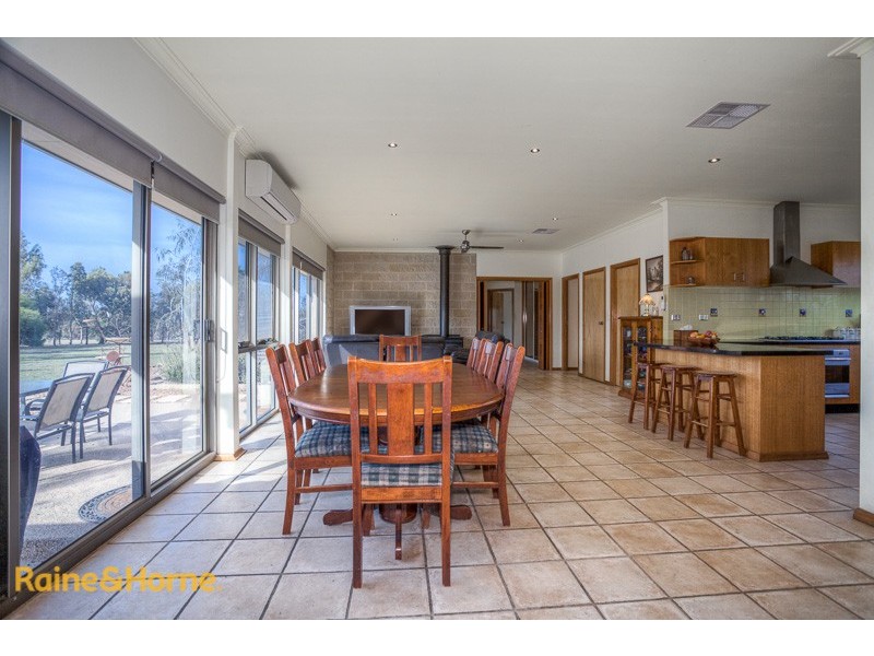 892 Heaths Lane, Clarkefield VIC 3430