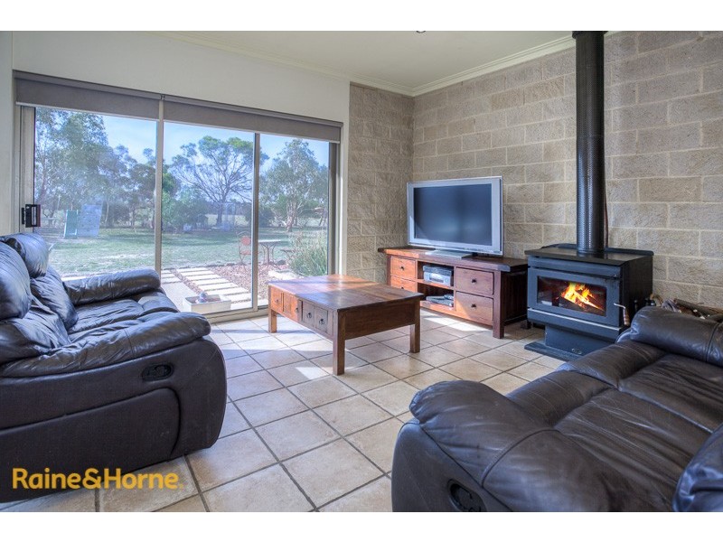 892 Heaths Lane, Clarkefield VIC 3430
