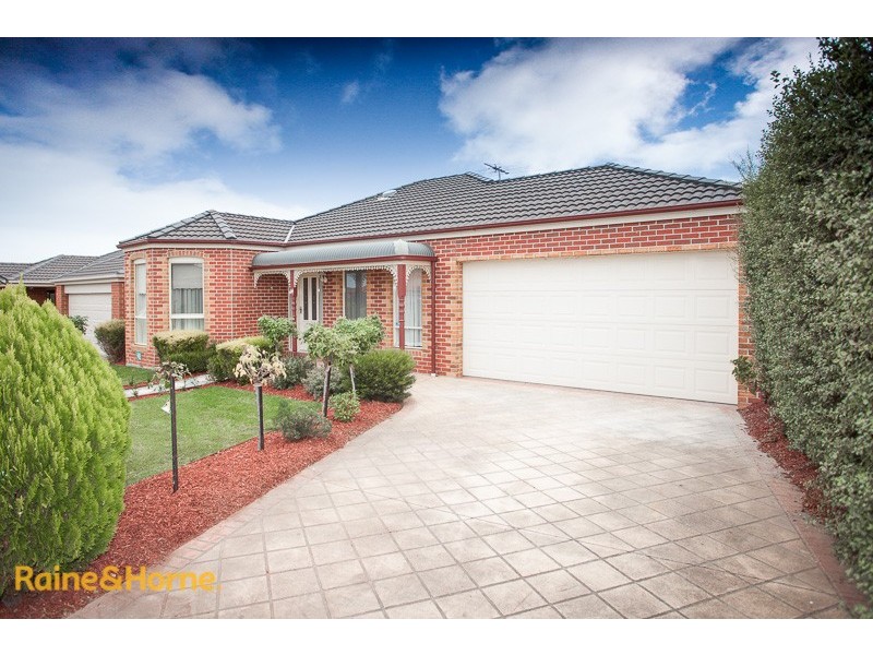 14 Yallop Crescent, Sunbury VIC 3429