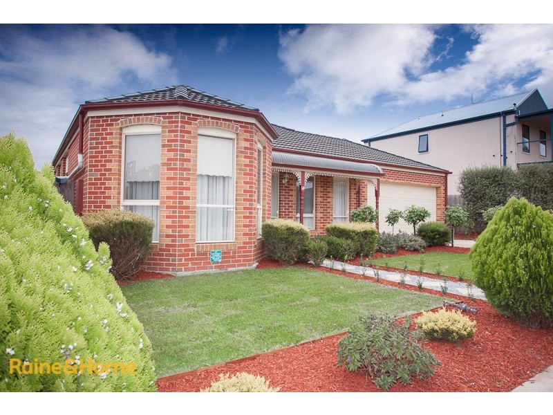 14 Yallop Crescent, Sunbury VIC 3429
