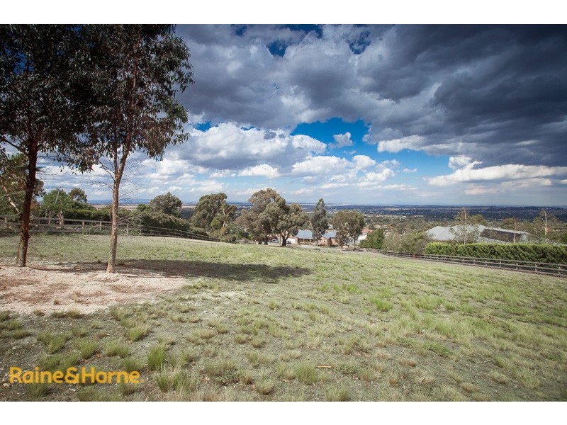 5 Carla Views, Sunbury VIC 3429